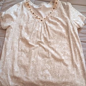 Women's Top